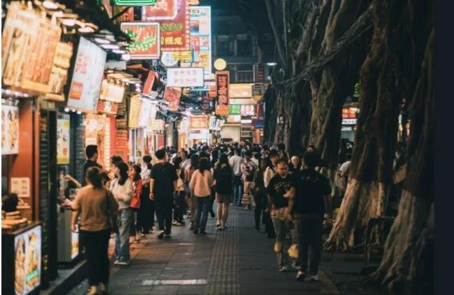 愈的角落：金融街口燃喵咖啡馆CQ9电子游戏濮阳小城最治(图2)